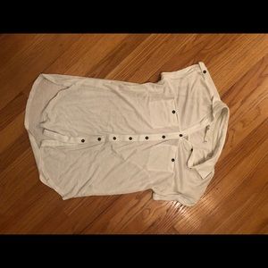 Short sleeve cotton button down